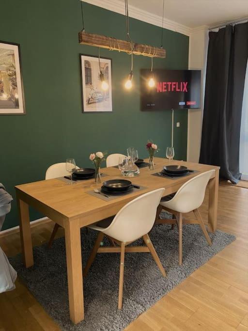 Zentral * Stilvoll * Nahe Hbf * Netflix Apartment Аахен Екстериор снимка